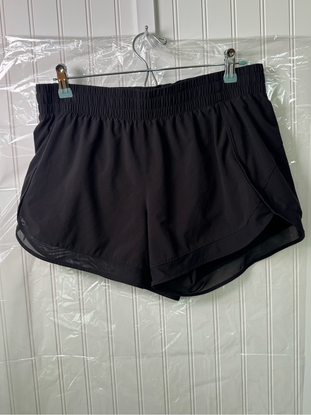 Athleta Women’s Mesh Racer Run 4”